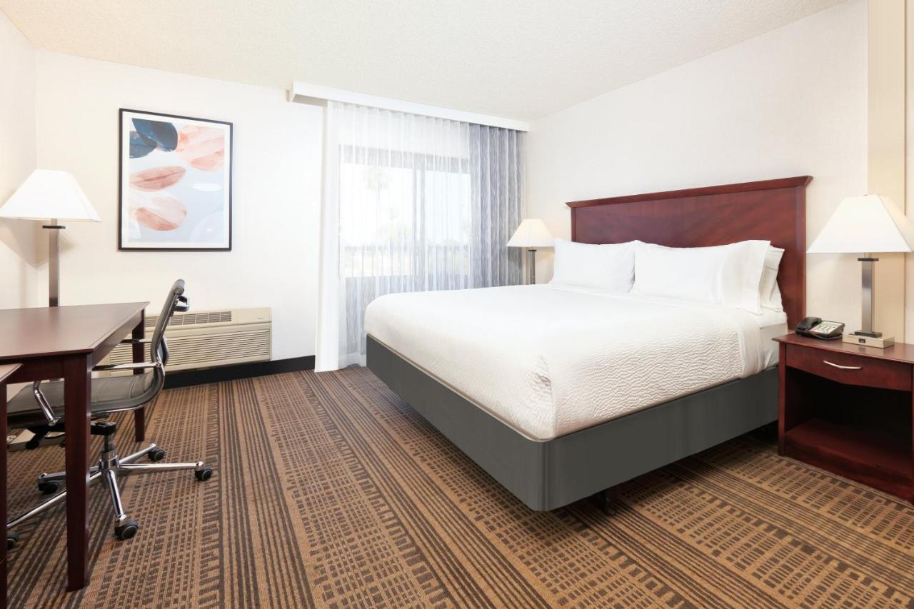Holiday Inn & Suites Santa Maria By Ihg Eksteriør bilde